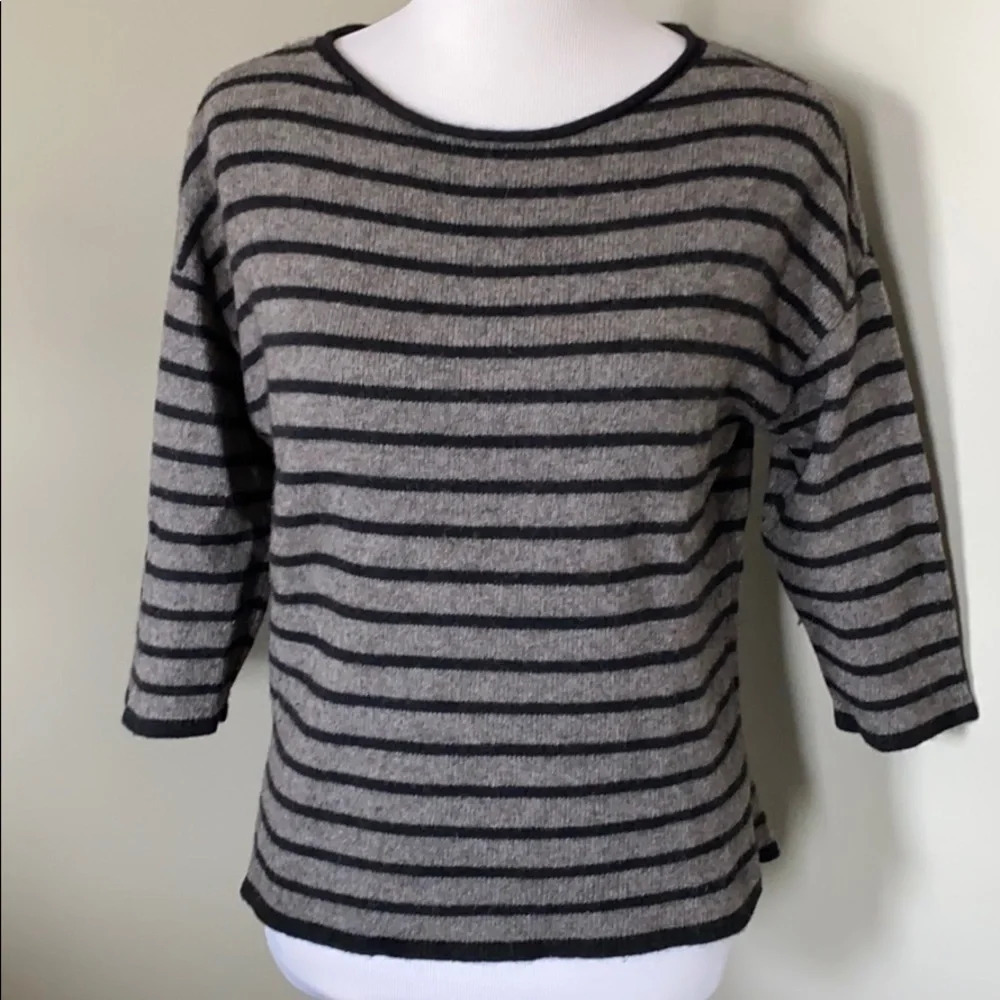 {Eileen Fisher} Super soft YAK Sweater, small EUC